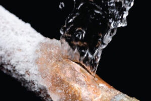 Read more about the article 7 Conspicuous Signs That Show Your Water Pipe Has Burst